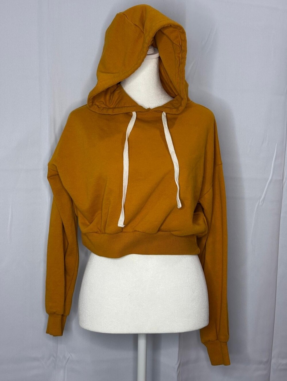 Forever 21 Women’s Medium Mustard Yellow Cropped Hoodie Pullover Sweatshirt